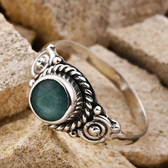 Bali Legacy Emerald Solitaire Ring Sterling Silver Size 8! - Picture 6 of 8